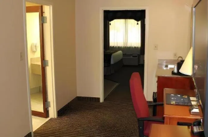 Best Western Shelbyville Inn And Suites Celebration Inn